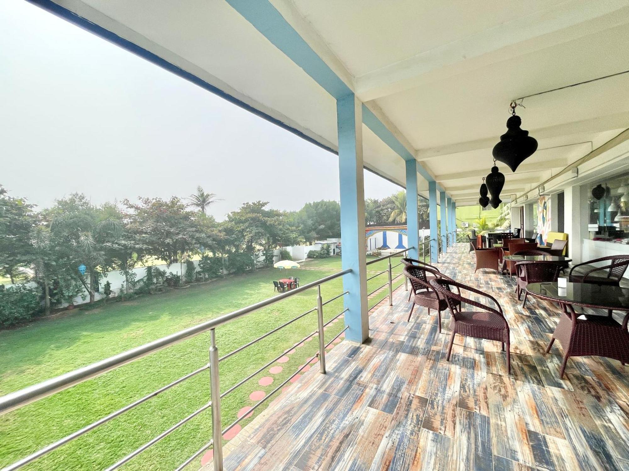 V-i Near Sea , Private-park -gym-spa Fully-airconditioned-hotel Lift-and-parking-facilities Breakfast-included Puri