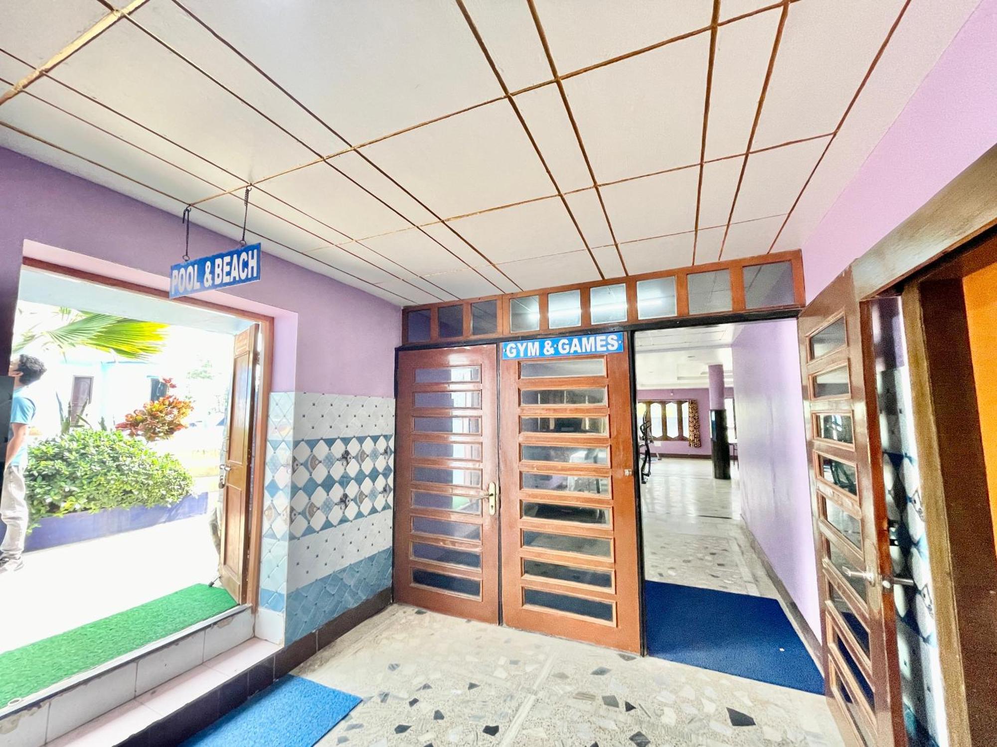 Hotel V-i Near Sea , Private-park -gym-spa Fully-airconditioned-hotel Lift-and-parking-facilities Breakfast-included